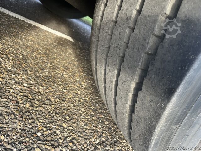 Mercedes - ACTROS 2832 - MKG HKL140 - automatic - EURO5 - lift/steering axle - 600,000 km - 2006 MERCEDES-BENZ ACTROS 2832 - MKG HKL140 - automaat - EURO5  -lift/stuur as - 600dkm - 2006