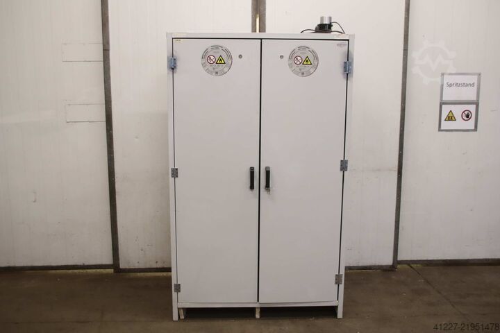 Skriňa na nebezpečné látky s vetraním asecos 1200/640/H2140 mm