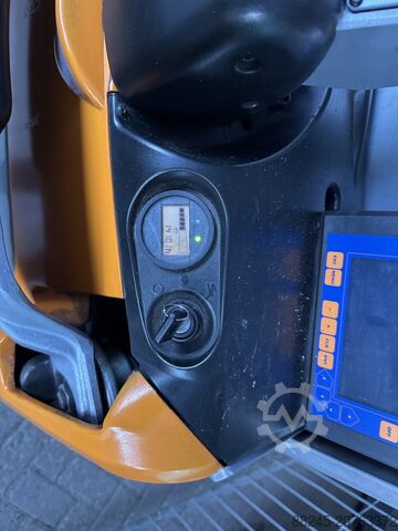 VS-22575 Still electric pallet truck with weighing system STILL EXU SF 20