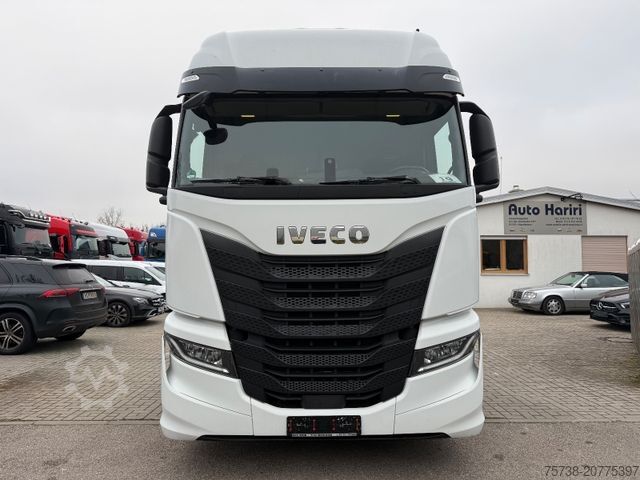 Standaard trekker IVECO S-Way 480/Intarder/2xTank/Navi/EURO6D