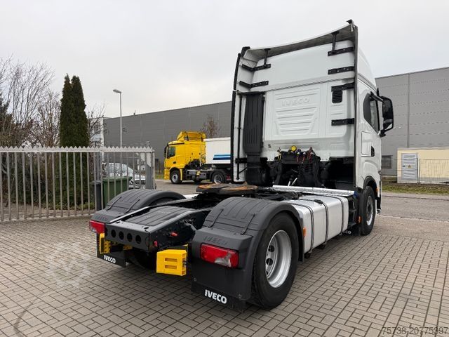 Standaard trekker IVECO S-Way 480/Intarder/2xTank/Navi/EURO6D