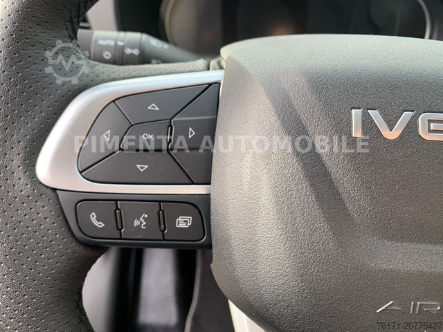 Tre-vejs tippevogn IVECO Daily 70C18HA8 3SKIPPER KISTE TRACT NAVI LED AHK