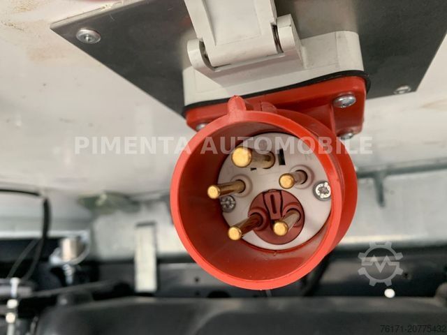 Kühltransporter IVECO Daily 70C18P TK-KOFFER LUFT LBW AHK LED AKTION