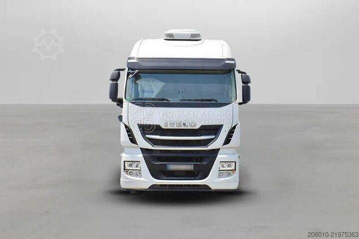 IVECO Stralis AS440S46T/P with Adblue 4X2 Tractor Head truck tractor IVECO Stralis AS440S46T/P with Adblue 4X2 Tractor Head