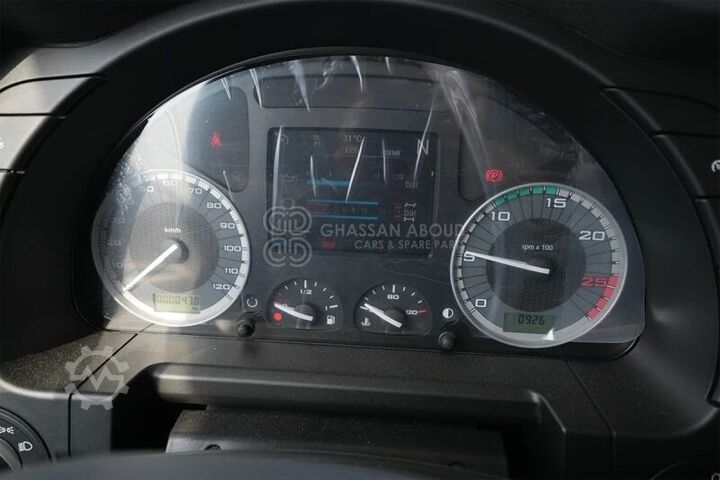 IVECO S-Way AS440S48T/P truck tractor IVECO S-Way AS440S48T/P