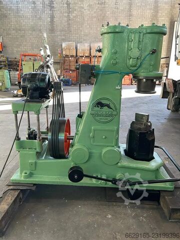 פטיש רצען Mario Pensotti Ariete Pensotti 80kg