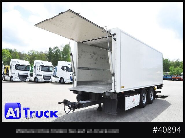 Koeltrailers ROHR durchladbar, LBW, hochgekuppelt Mitsubishi,