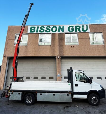 Kamion sa ravnom platformom Iveco Daily 65C17