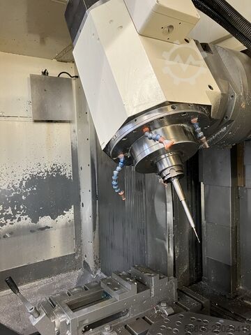 Fresadora CNC de 5 ejes Huron Commercial EXC