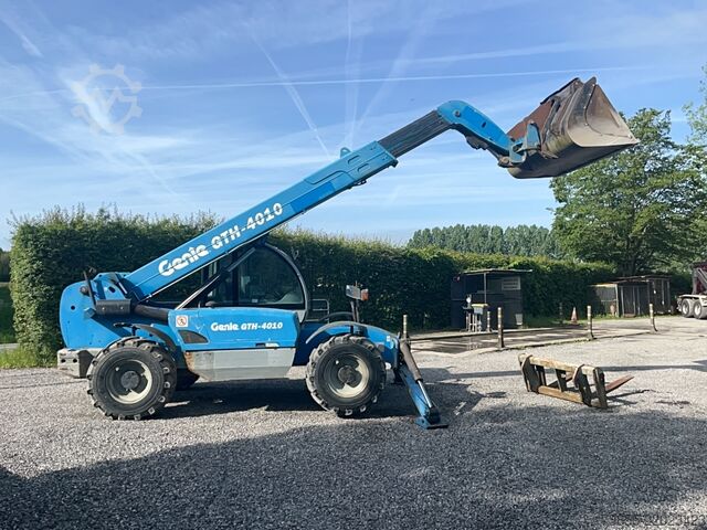 Teleskopski utovarivač Terexlift GTH 4010