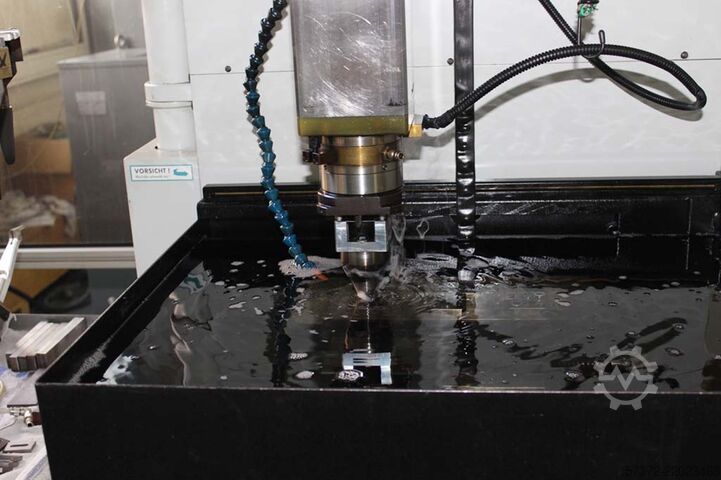 4 ašių CNC giluminio erozijos staklės Zimmer & Kreim GENIUS 600