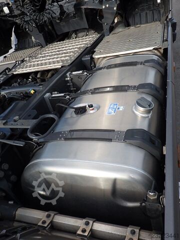 Standaard trekker SCANIA S 590 NB New/Ret/PTO/2xTank/Vollluft/Alcoa/Leder