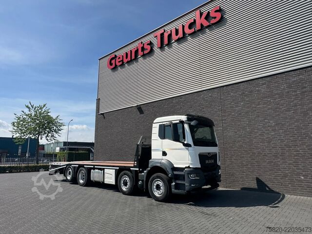 Dostavno vozilo za prijevoz automobila MAN TGS 35.520 8X2 OPRIJWAGEN/MACHINE TRANSPORTER/P...