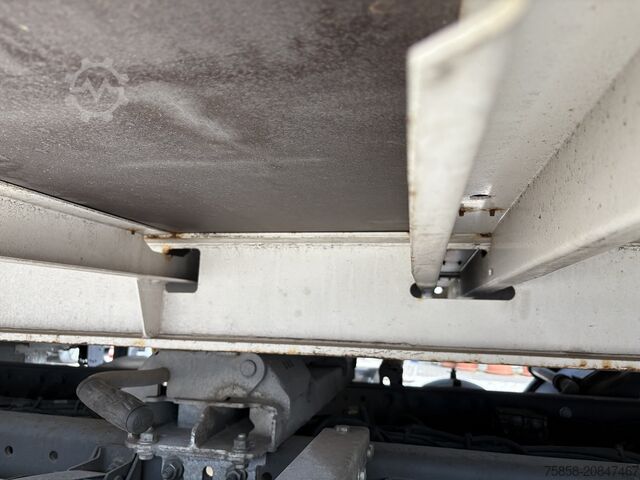 Swap body with flatbed Krone Plattform 7,82m Multilockaußenrahmen