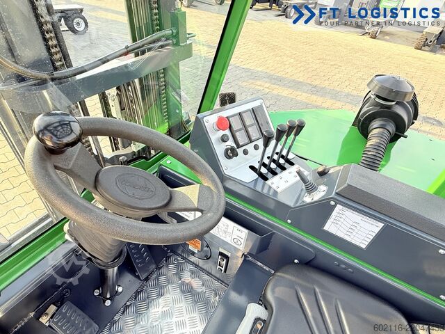  Combilift CB3000 DIESEL TRIPLEX 4900 POSITIONER