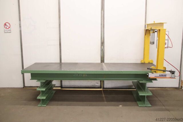 ফিক্সচার প্লেট সহ সোজা প্রেস unbekannt 1010/3260/H860 mm