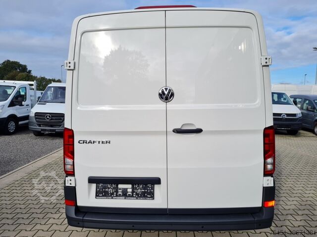 Umpikorja-auto VW Crafter Kasten TDI MR L3H2 KLIMA TEMPOMAT