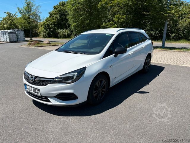 מיניבוס OPEL Astra 1.4 Turbo Sports Tourer/LED/Kamera/Klima