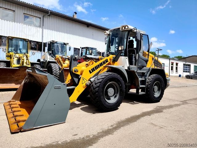 Kerekes rakodó LIEBHERR L 524 kein 514 538 TipTop sehr gute Ausstattung