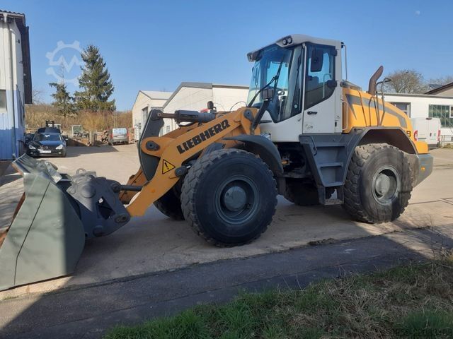 Kerekes rakodó LIEBHERR L 524 kein 514 538 TipTop sehr gute Ausstattung
