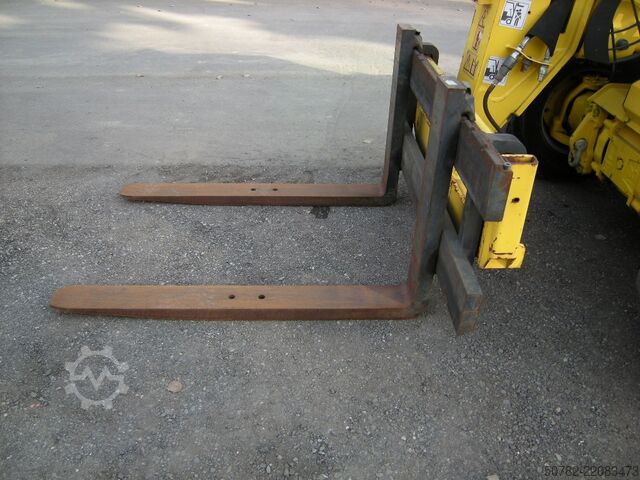 Manipulatoare telescopic fix Merlo P 25.6 /  S25TD