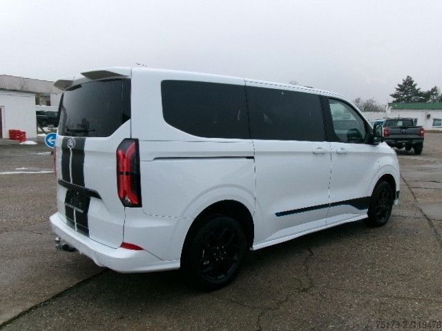 Minibús FORD Tourneo Custom L1 Sport PHEV AHK Exklusiv 360Kam