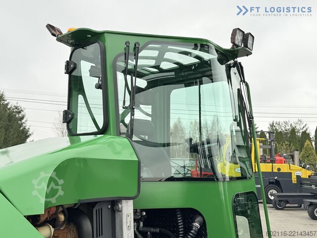 Karrocë pirunësh me katër drejtime Combilift C4500 WIDE FORK POSITIONER DIESEL DUPLEX