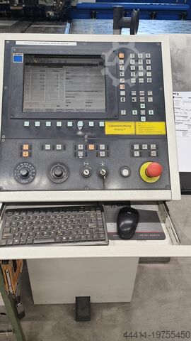 Laserstanzpresse TRUMPF TruMatic 6000 (K01G) 3200 Watt FMC