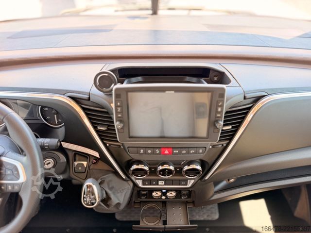 Integroitu matkailuauto CARTHAGO Chic S-Plus I 61 XL LE *Einzelbetten-Hubbett*