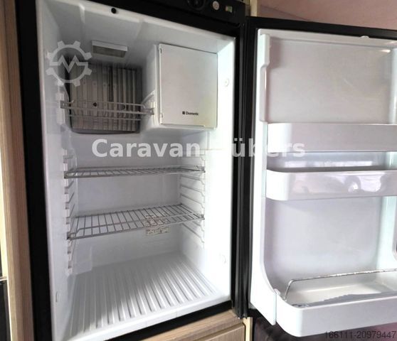 รถบ้าน BÜRSTNER City Car 600 - EInzelbetten - Klima