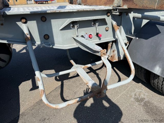 Log trailer HFR 30 t. 4 axles Timber / Wood / Holz transport