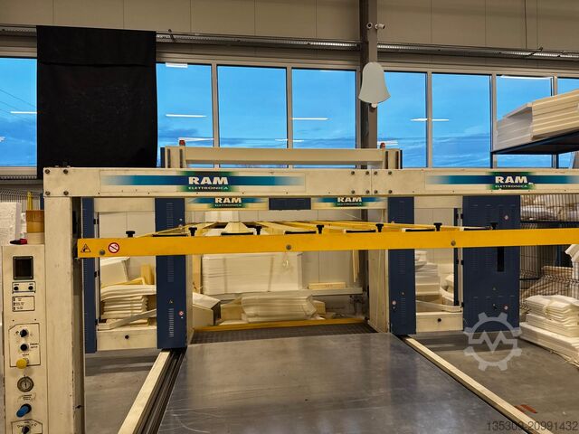 CNC machine for foam cutting RAM Elettronica SLC 499 SUPERFAST