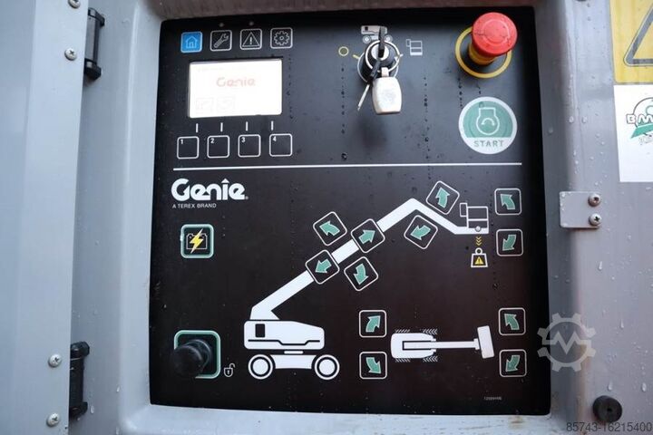 Telescopic boom lift Genie S65XC Trax Valid inspection, *Guarantee! Diesel, 4