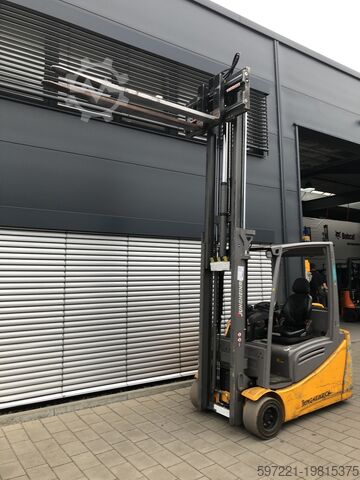 電動 - 3輪 Jungheinrich EFG 220