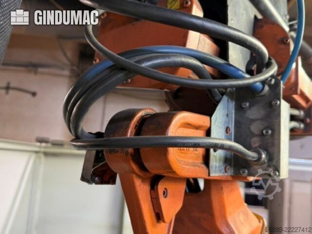 Célula de soldadura ABB IRB 2400L ABB IRB 2400L Welding Cell