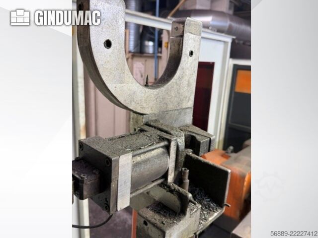 Célula de soldadura ABB IRB 2400L ABB IRB 2400L Welding Cell