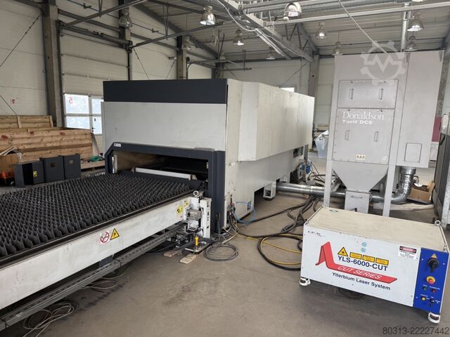レーザー切断機 LVD PHOENIX FL 3015 Fiber 6 kW