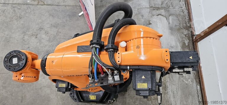 Industrijski robot KUKA KRC4 KR 240 R2700 PRIME 2012MODEL TESTED