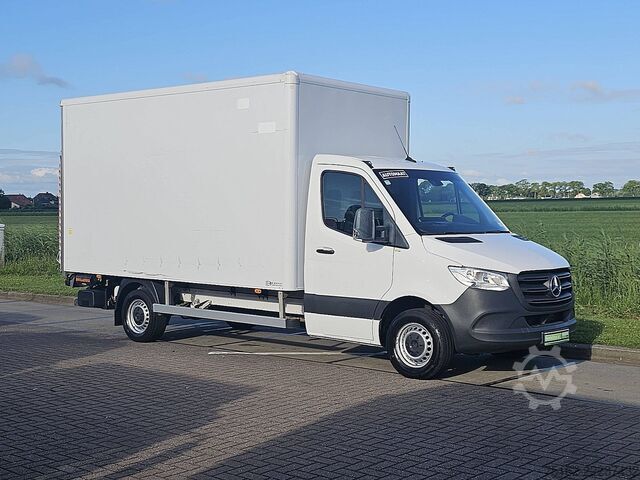 Kofer MERCEDES-BENZ SPRINTER 315 Bakwagen Laadklep!