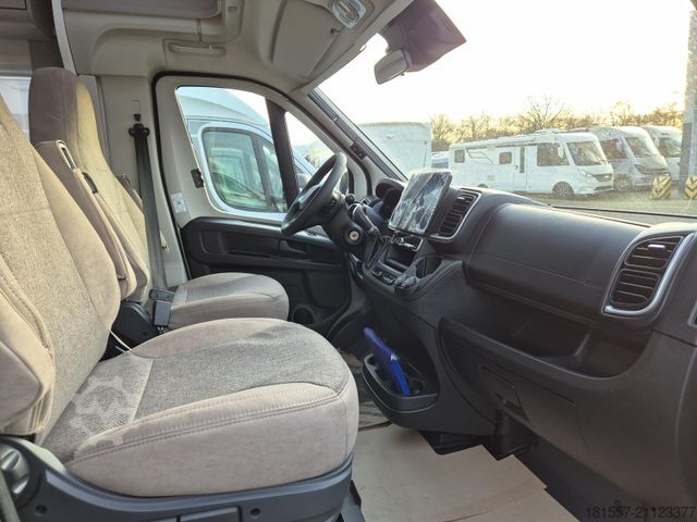 Camper semintegrato CARADO T 459 Sonderpreis / Hubbett / Sofort verfügbar