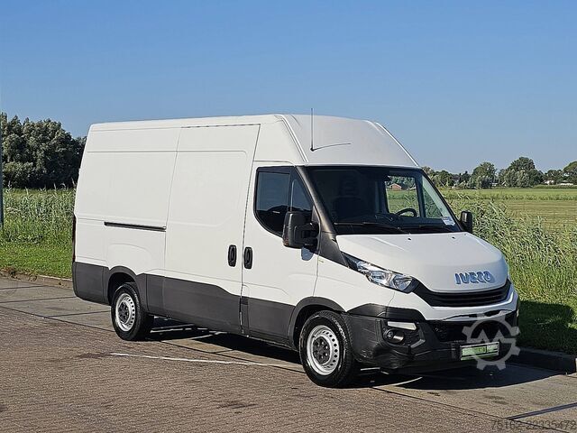 Mobil station wagon beratap tinggi IVECO DAILY 35S14       L2H2 Airco Euro6!