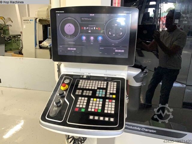 ศูนย์เครื่องจักรกล - แนวนอน DMG Mori NHX 4000