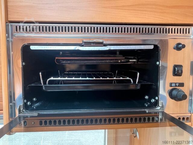 Alkovinis kemperis ADRIA Izola A 697 SL - Einzelbetten - Sat/TV - Solar -