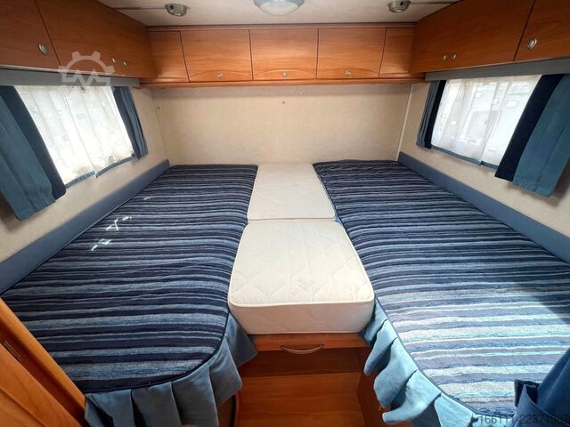 Alkovinis kemperis ADRIA Izola A 697 SL - Einzelbetten - Sat/TV - Solar -
