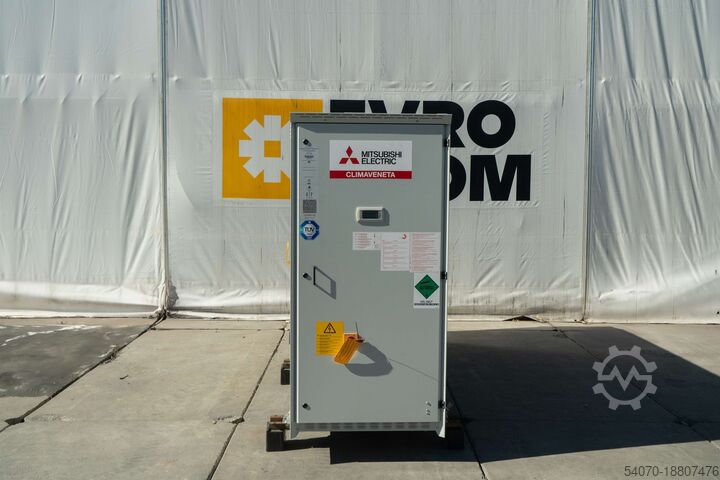 Chladiace/tepelné čerpadlo New Watercooled chiller Climaveneta NX WN 1004 306 kW/340 kW