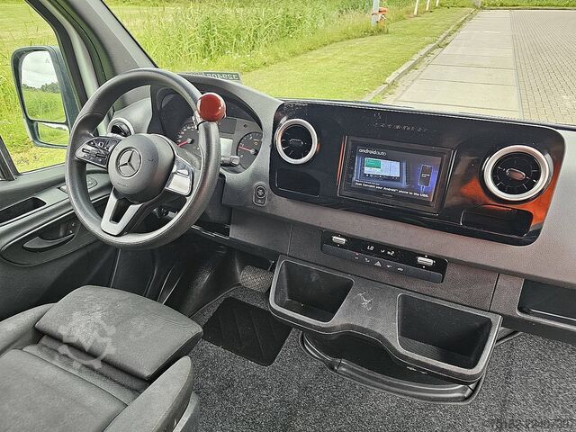 High-roof van MERCEDES-BENZ SPRINTER 316