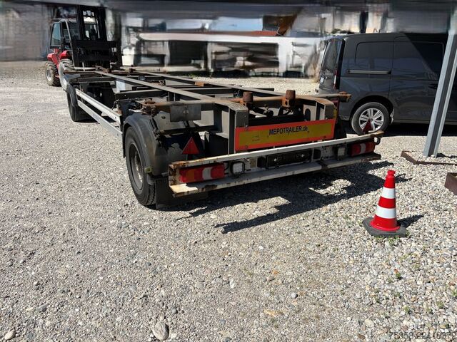 Remorcă cu șasiu interschimbabil SOMMER Verzinkte BDF Lafette 235/75R17,5 BPW