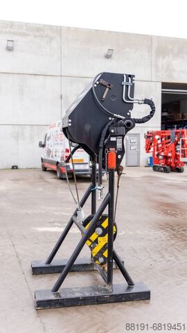 Wyciągarka Manitou 7.2T Vario (Demo) Manitou Winch 7.2T Vario (Demo)