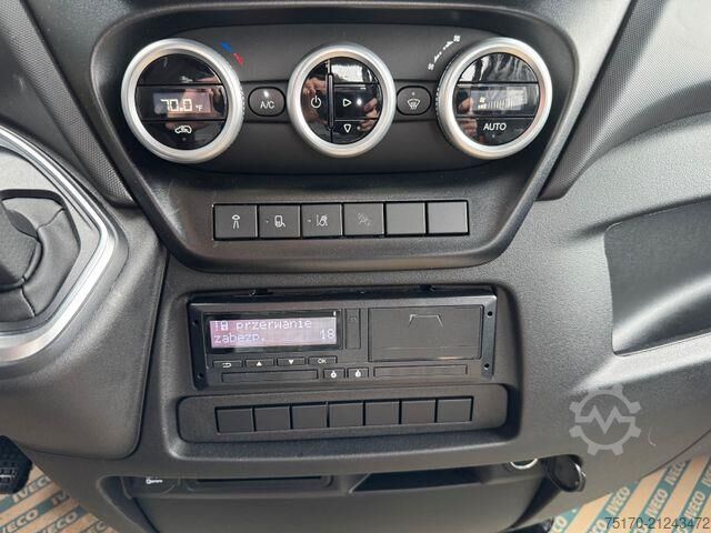 带驾驶室的底盘 Iveco Daily 70C21 HA8 3.0L *R4.350mm*Automatik*