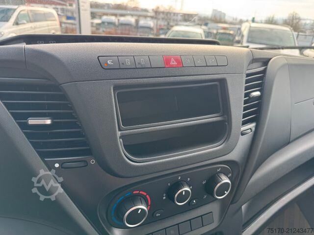 משאית שטוחה כפולה Iveco Daily 35S12 *R3.450mm*AHK*